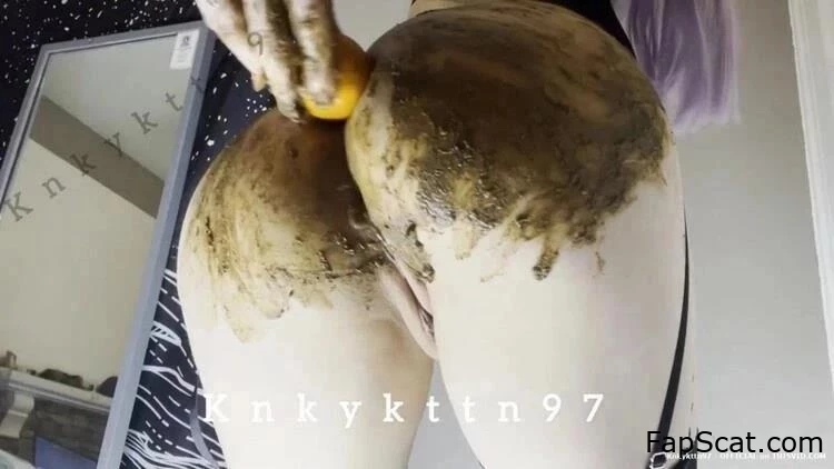 knkykttn97 Thisvid-Paket - Scat-Masturbation, großer Kot, Igitt