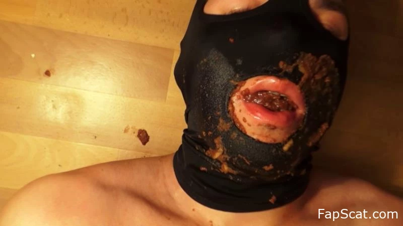 Dirty Iara - Ashley AssEats riesige 12-Zoll-POOPTRON-Scheiße-Protokolle - Dichtes Abendessen mit Scheiße, Schlammporno, Dirtyfairy